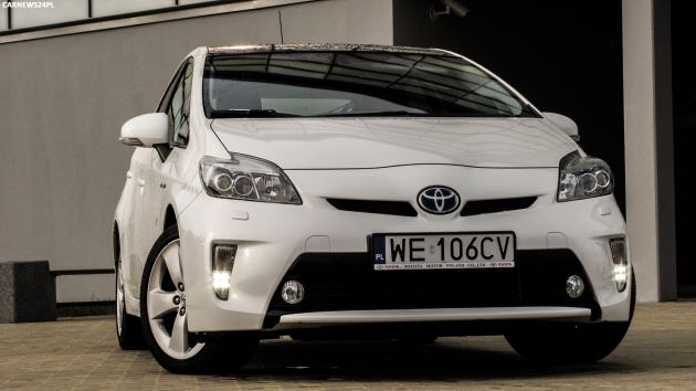 Toyota Prius FL 1.8 HSD Prestige