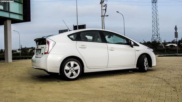 Toyota Prius FL 1.8 HSD Prestige