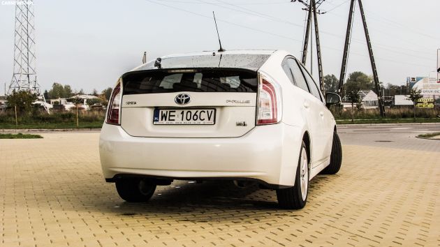 Toyota Prius FL 1.8 HSD Prestige
