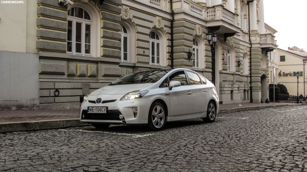 Toyota Prius FL 1.8 HSD Prestige